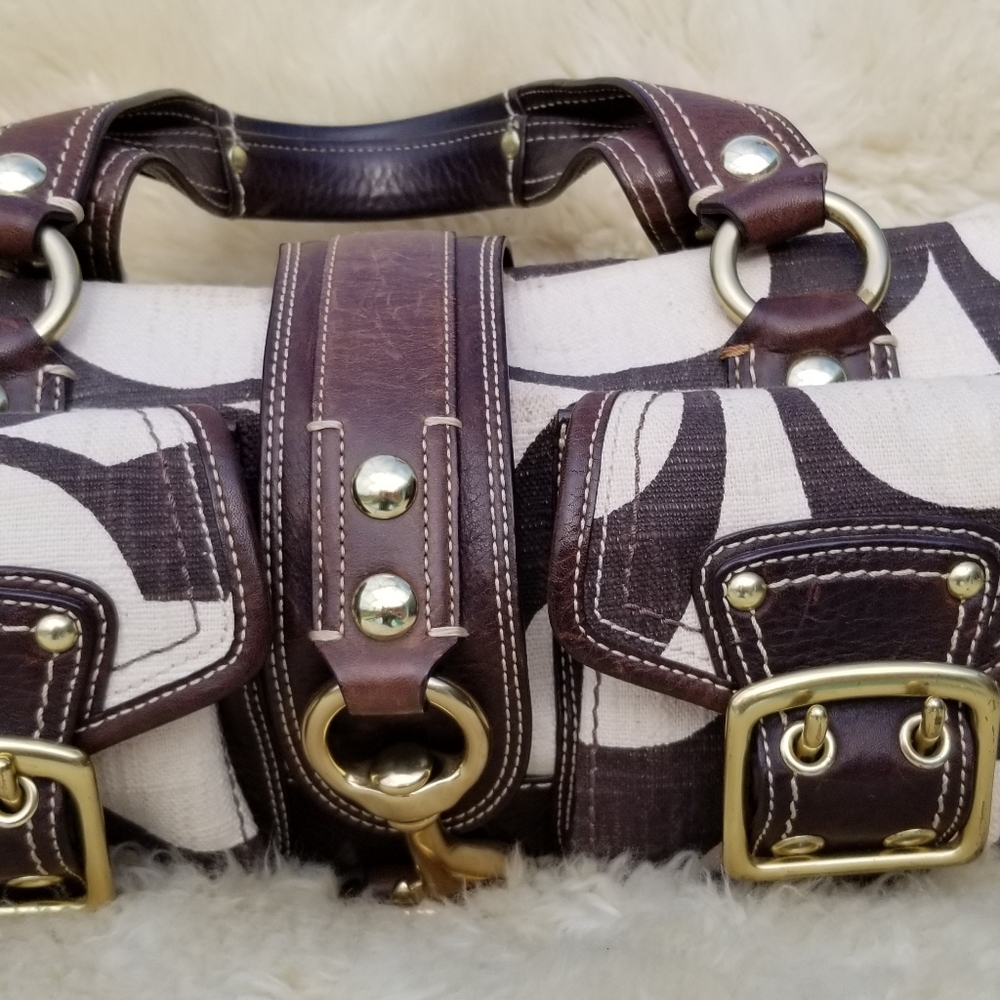 Coach Legacy Mandy